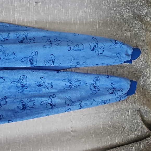 STITCH ONESIE - Picture 3 of 13